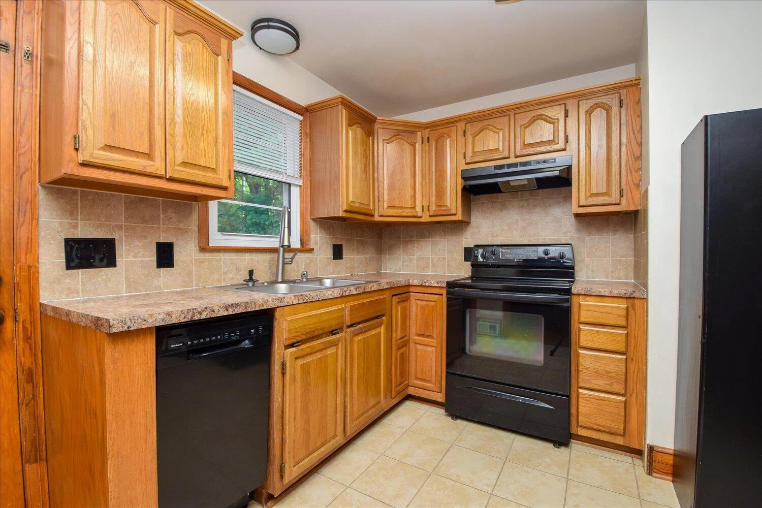 6531 Old Mill RD - Photo 4