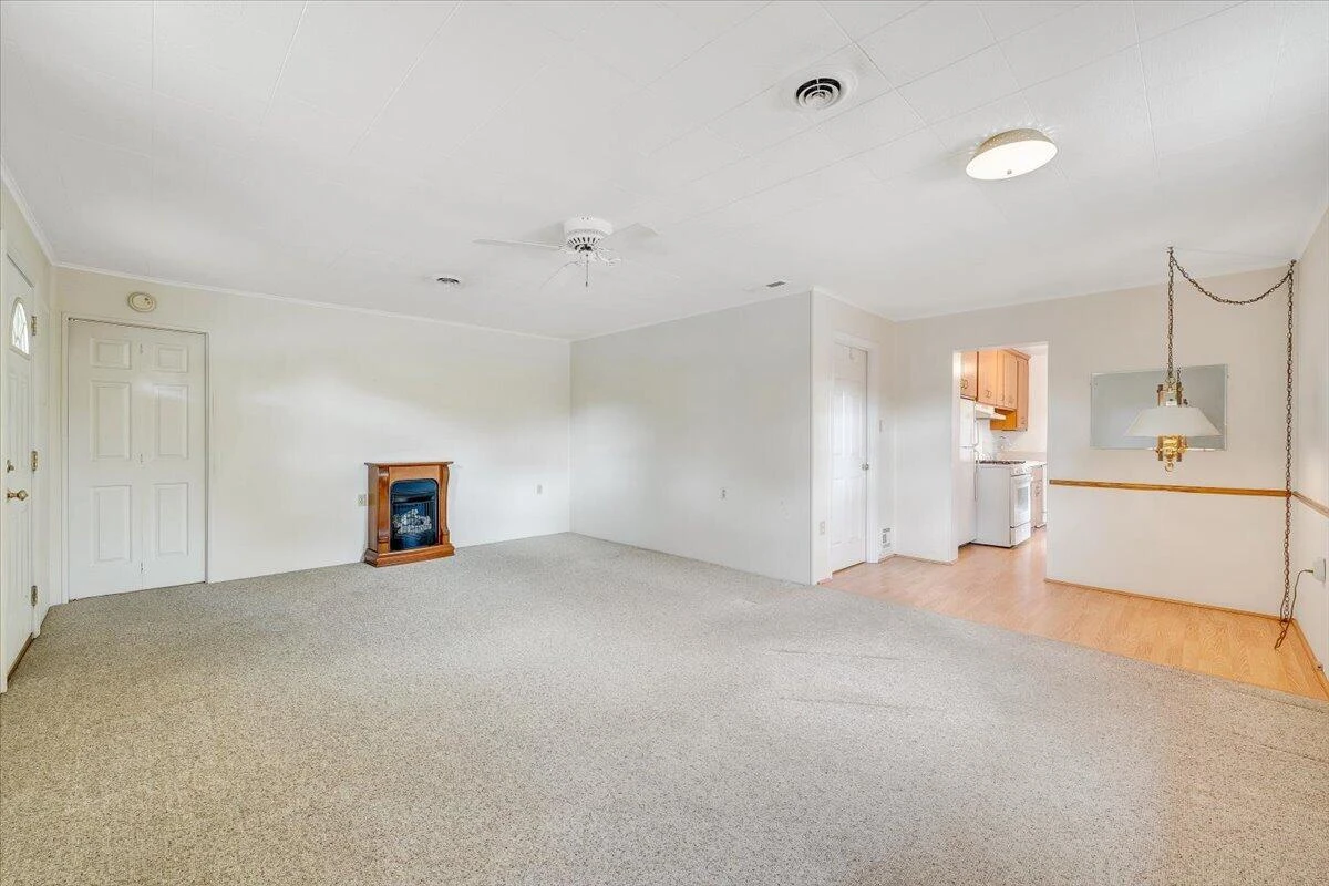 40 Upland DR - Photo 18