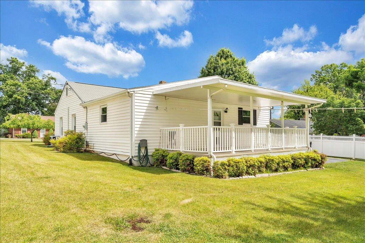 40 Upland DR - Photo 28