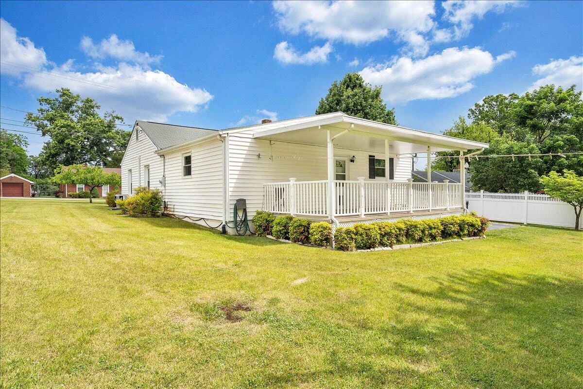 40 Upland DR - Photo 29