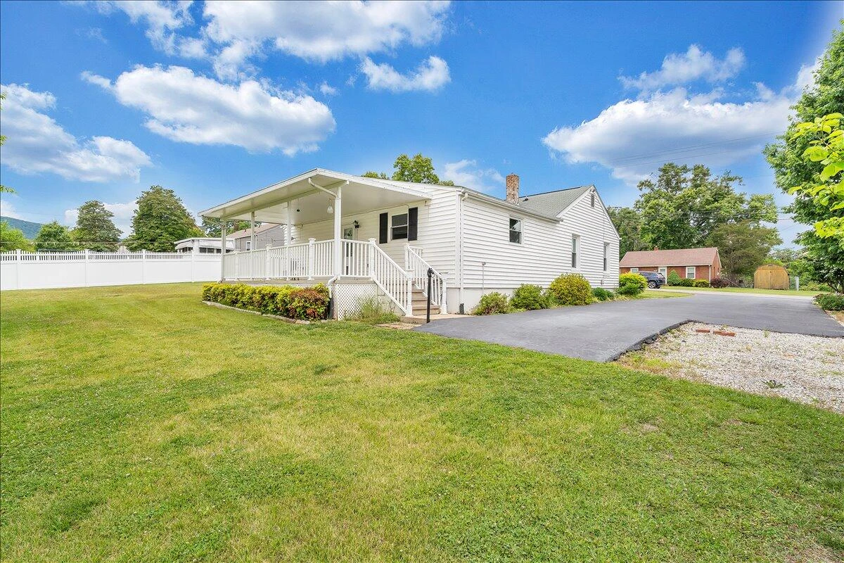 40 Upland DR - Photo 33