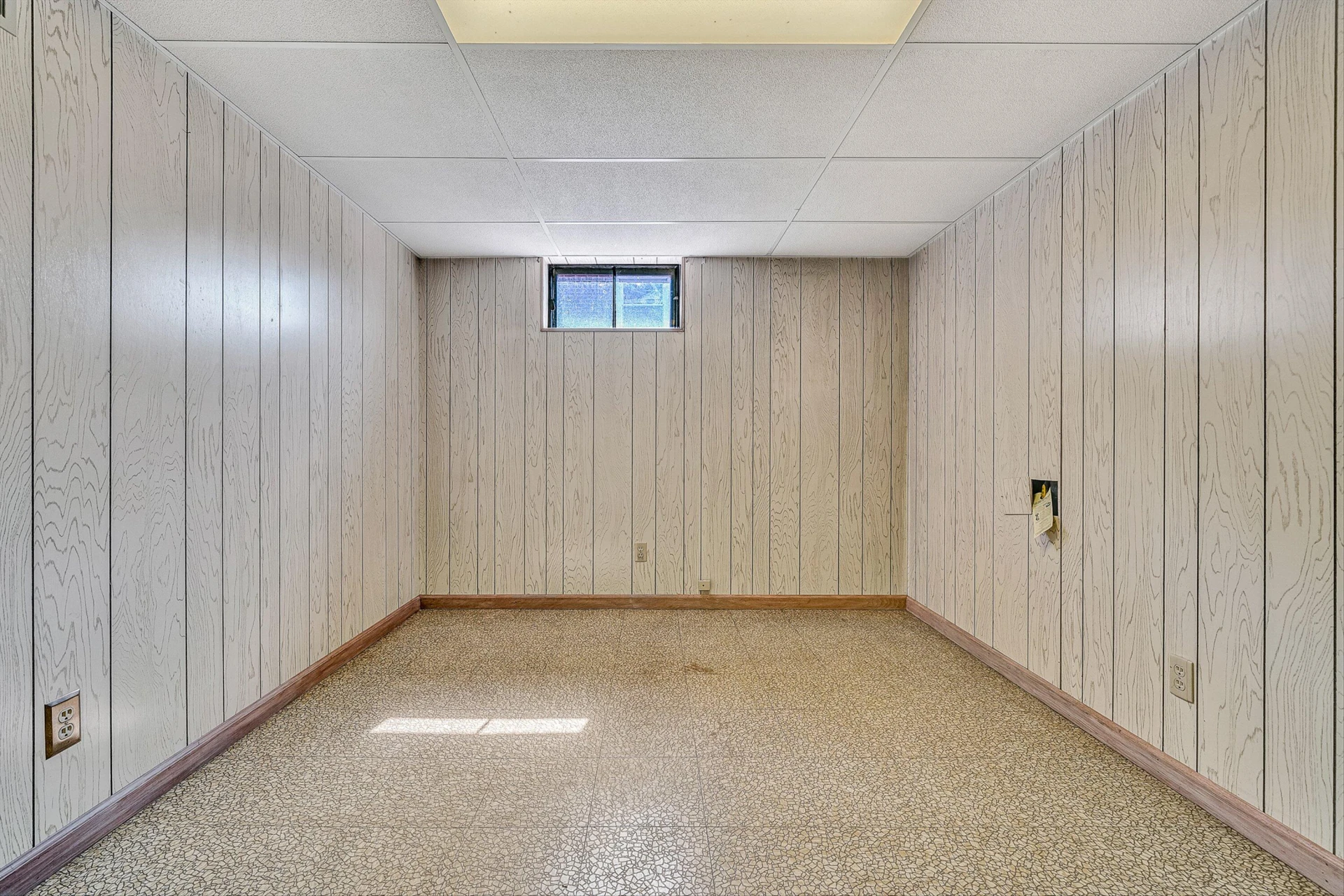 5225 Morwanda ST NW - Photo 23