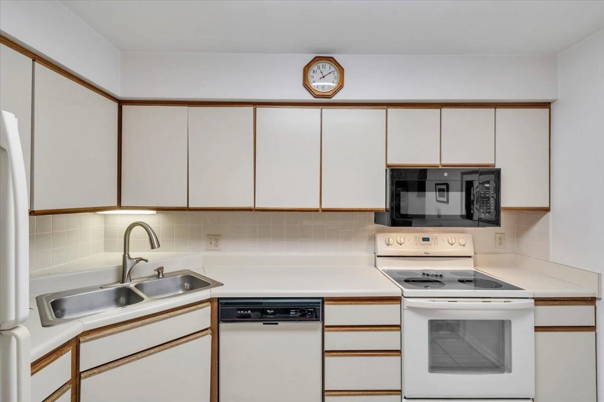 7020 Sugar Maple CT - Photo 15