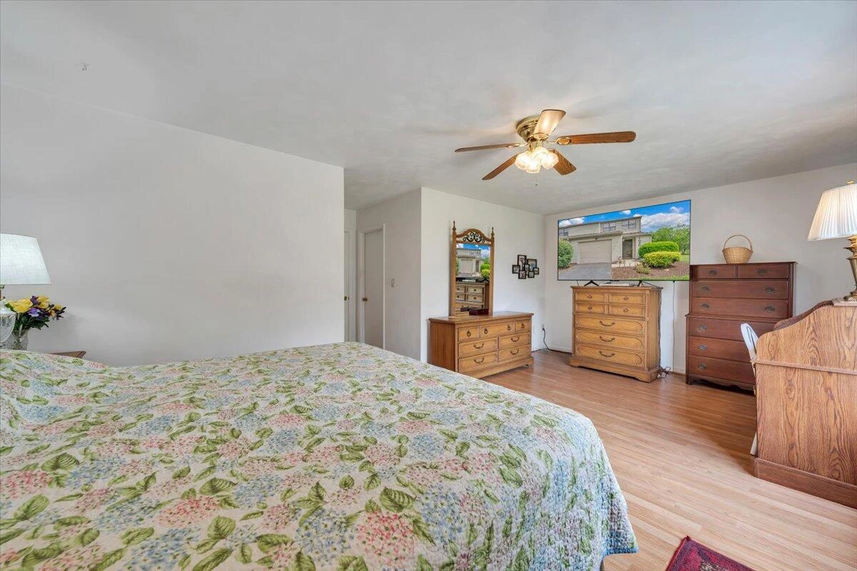 7020 Sugar Maple CT - Photo 23