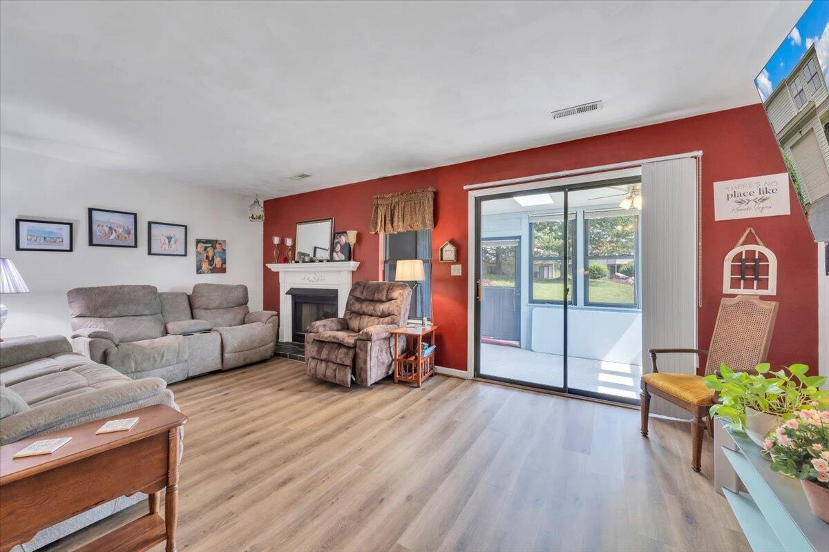 7020 Sugar Maple CT - Photo 8