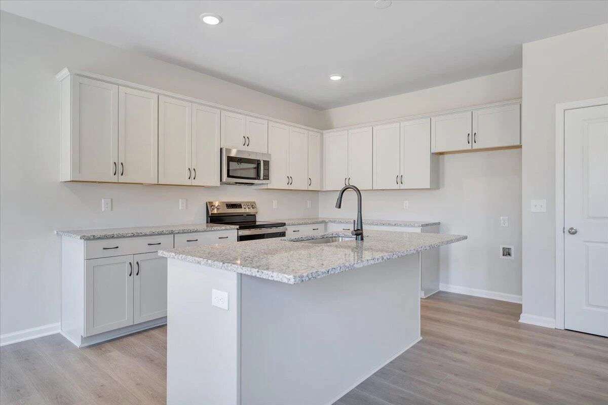 7355 King's Pointe DR - Photo 11