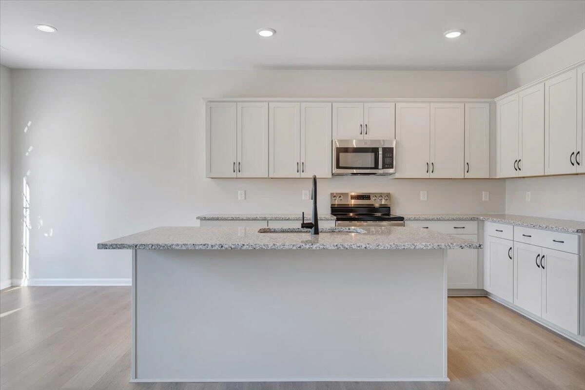 7355 King's Pointe DR - Photo 13
