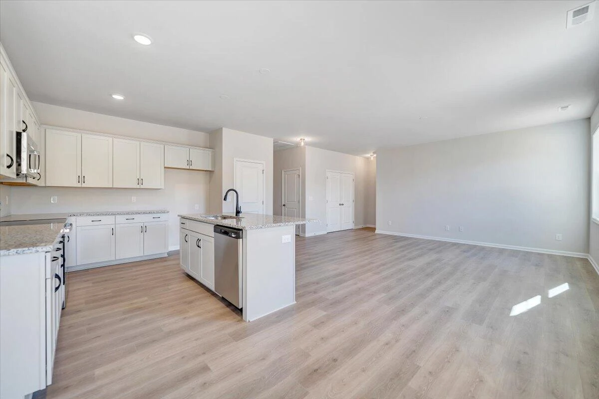 7355 King's Pointe DR - Photo 18