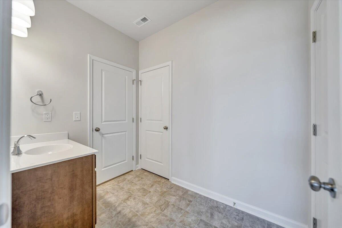 7355 King's Pointe DR - Photo 34