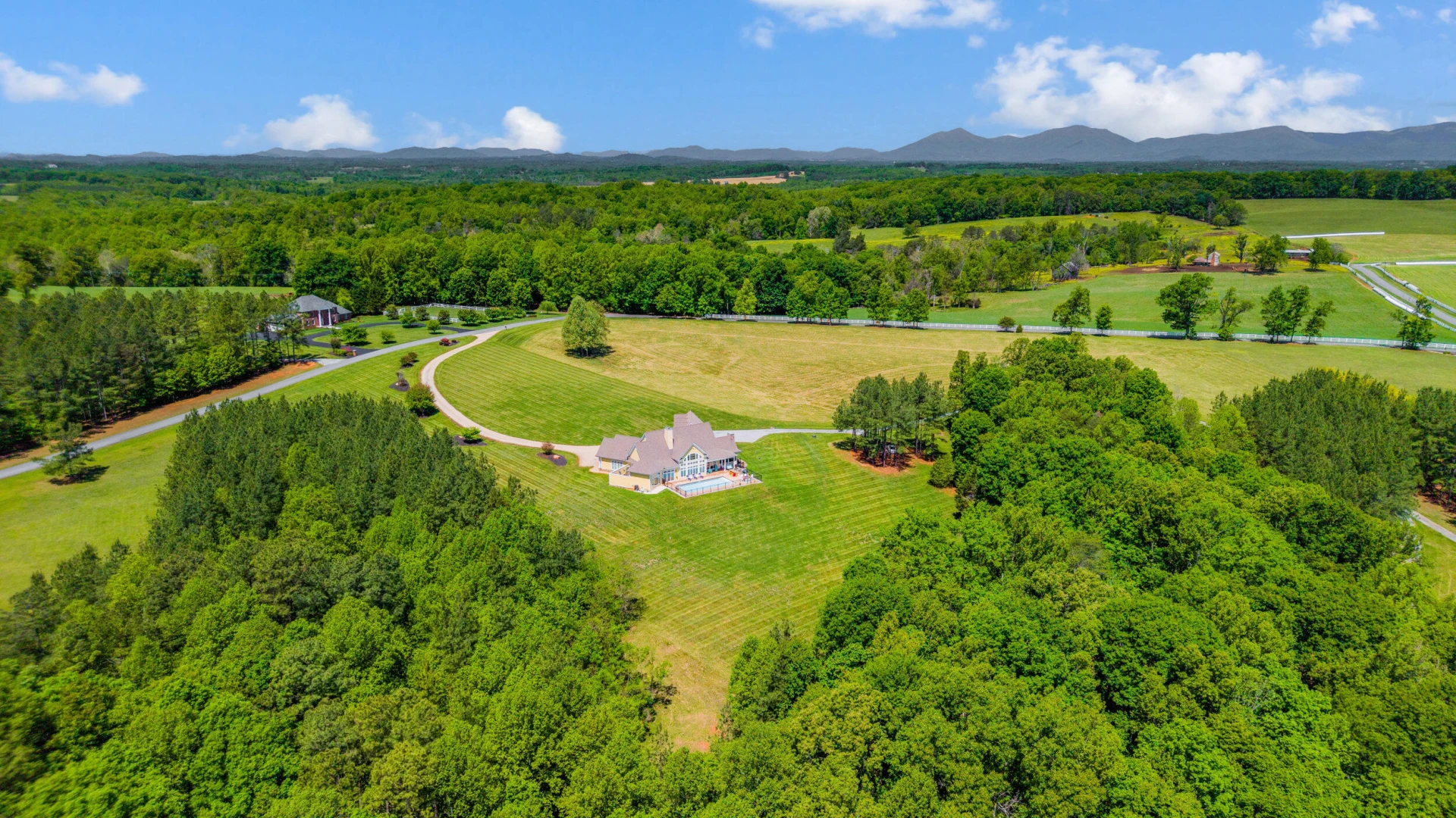 1038 Lees Mill LN - Photo 99
