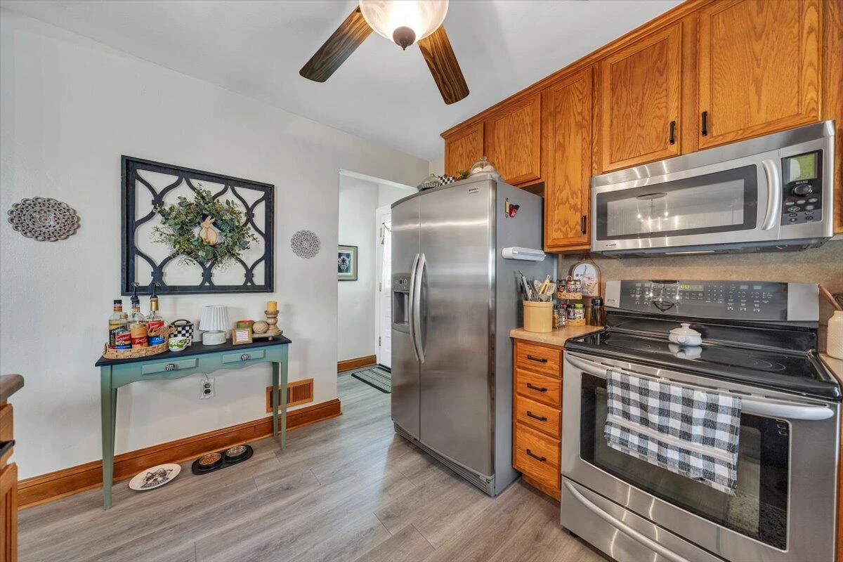 3506 Greenland AVE NW - Photo 15