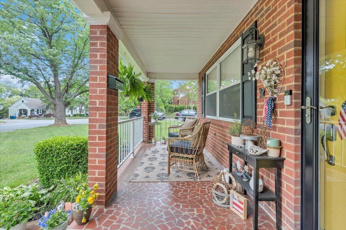 3506 Greenland AVE NW - Photo 3
