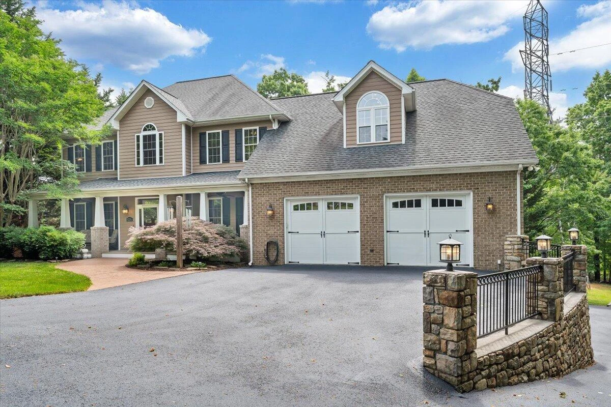 1236 Longview RD