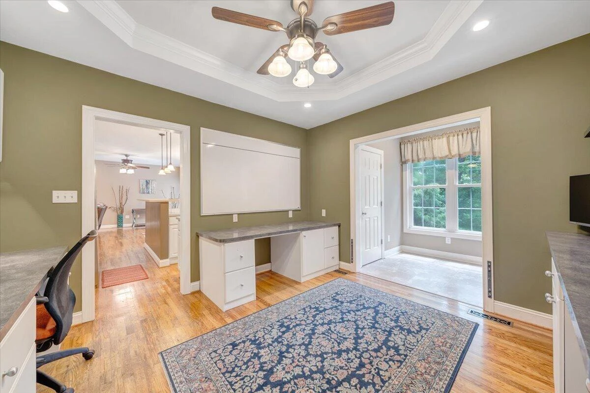 1236 Longview RD - Photo 19