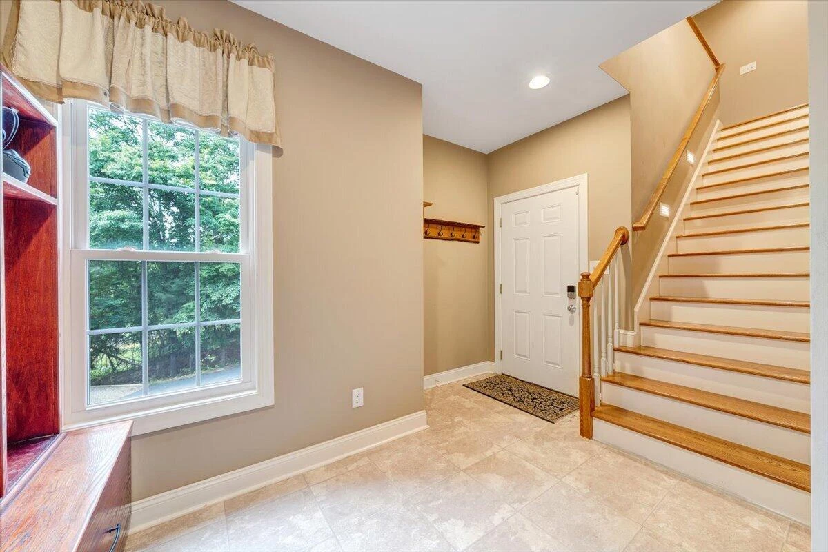 1236 Longview RD - Photo 22