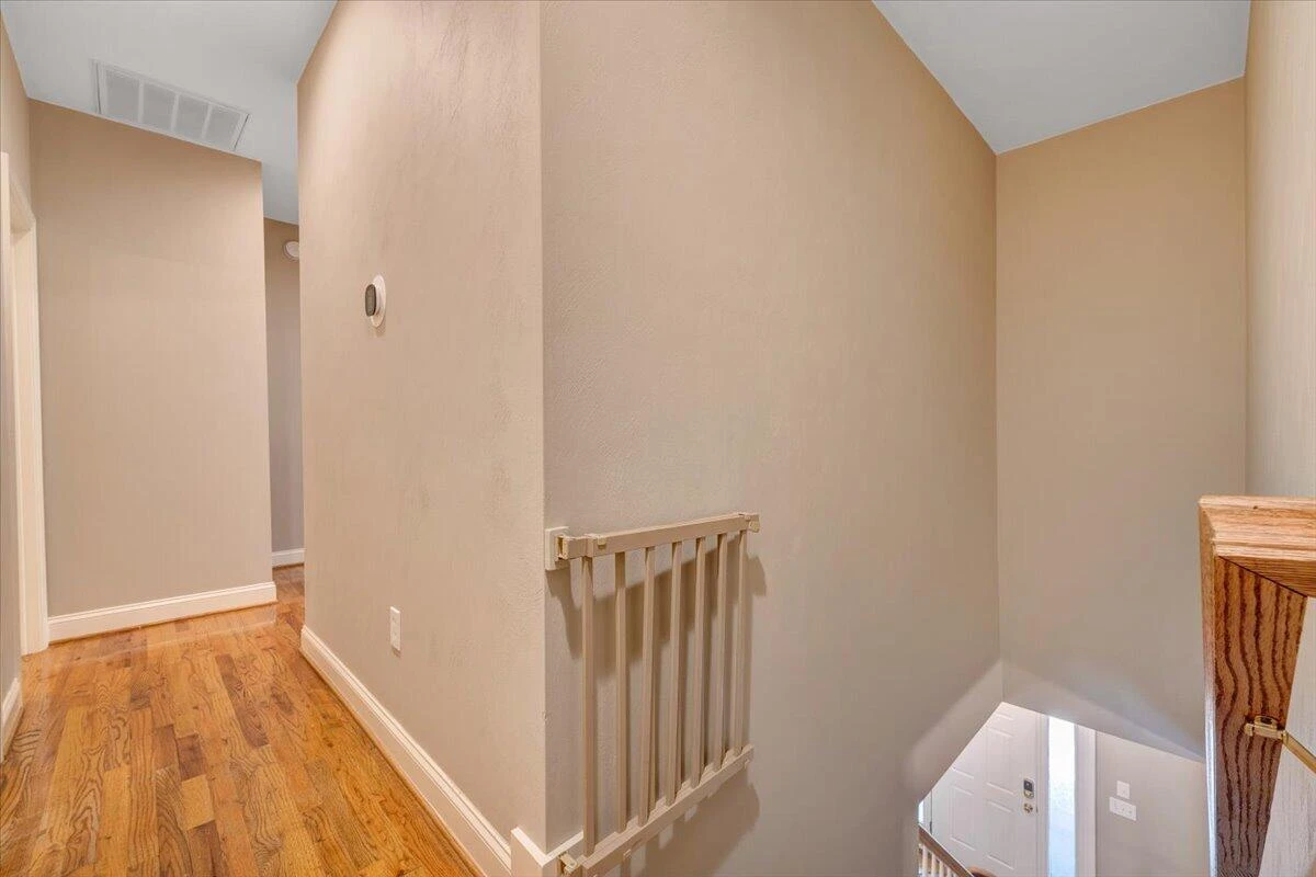 1236 Longview RD - Photo 28