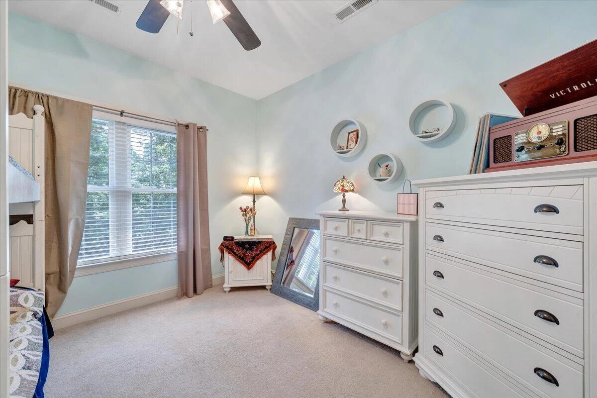 1236 Longview RD - Photo 37