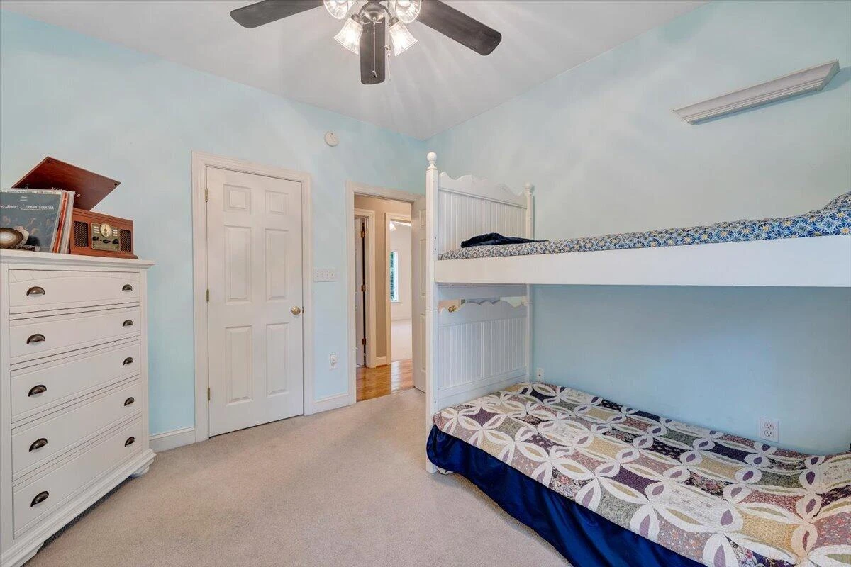 1236 Longview RD - Photo 38