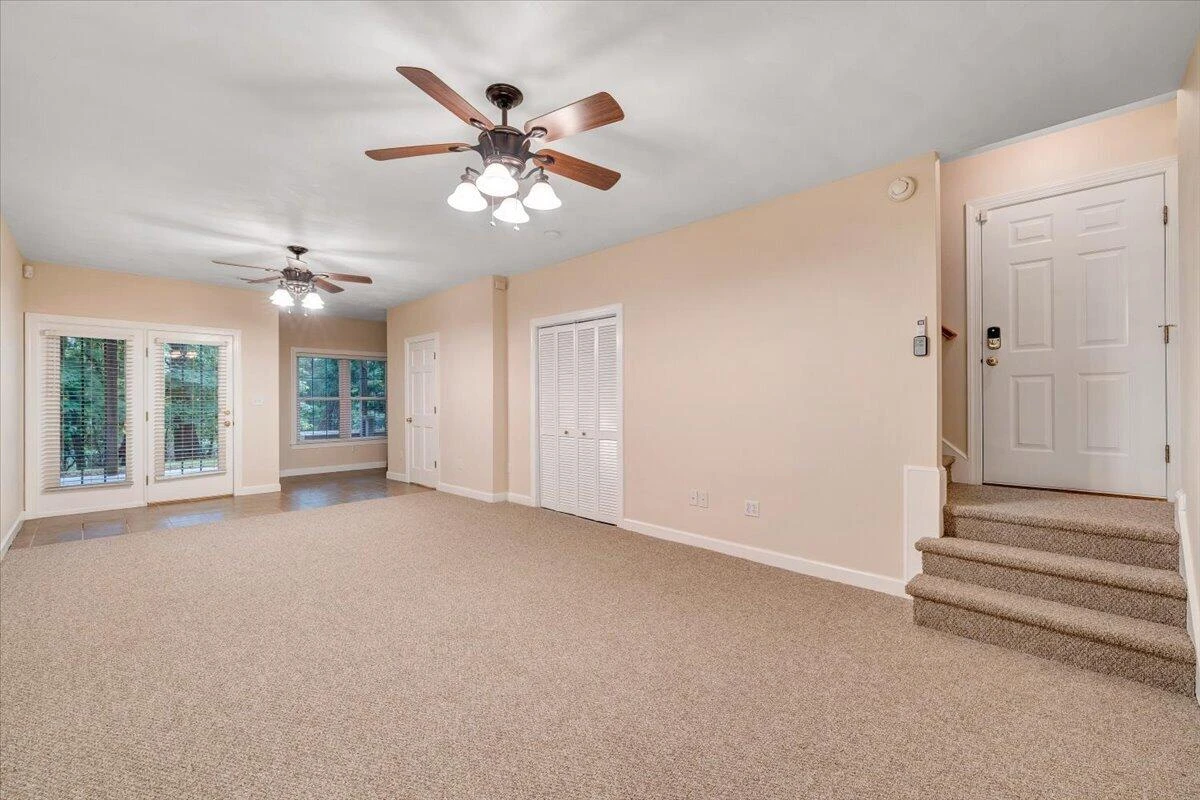 1236 Longview RD - Photo 40