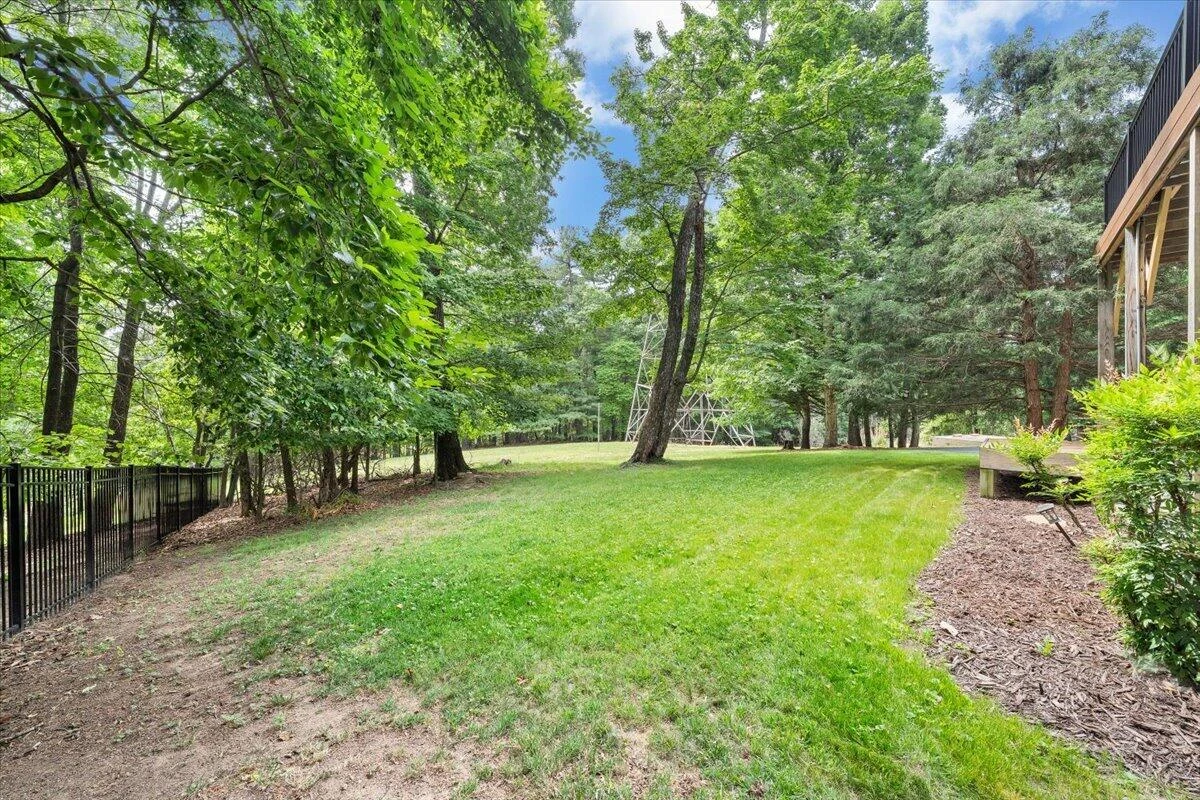 1236 Longview RD - Photo 52
