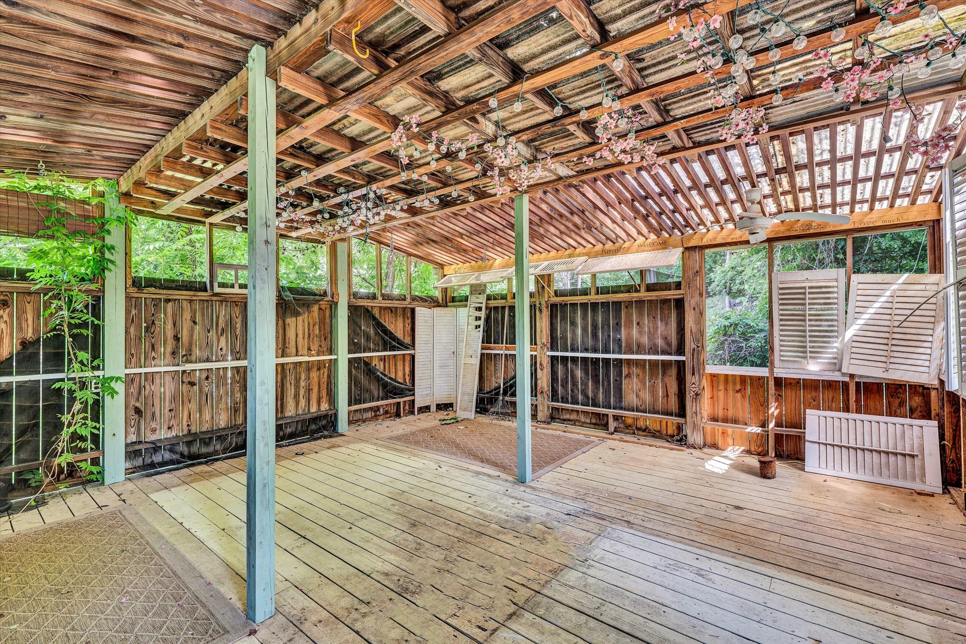 63 Dogwood LN - Photo 31