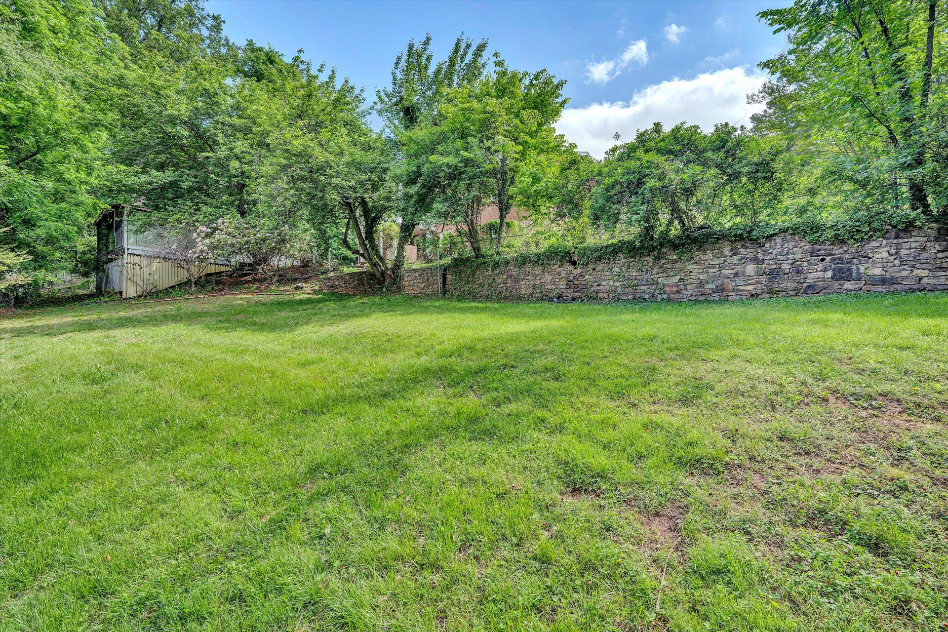 63 Dogwood LN - Photo 32