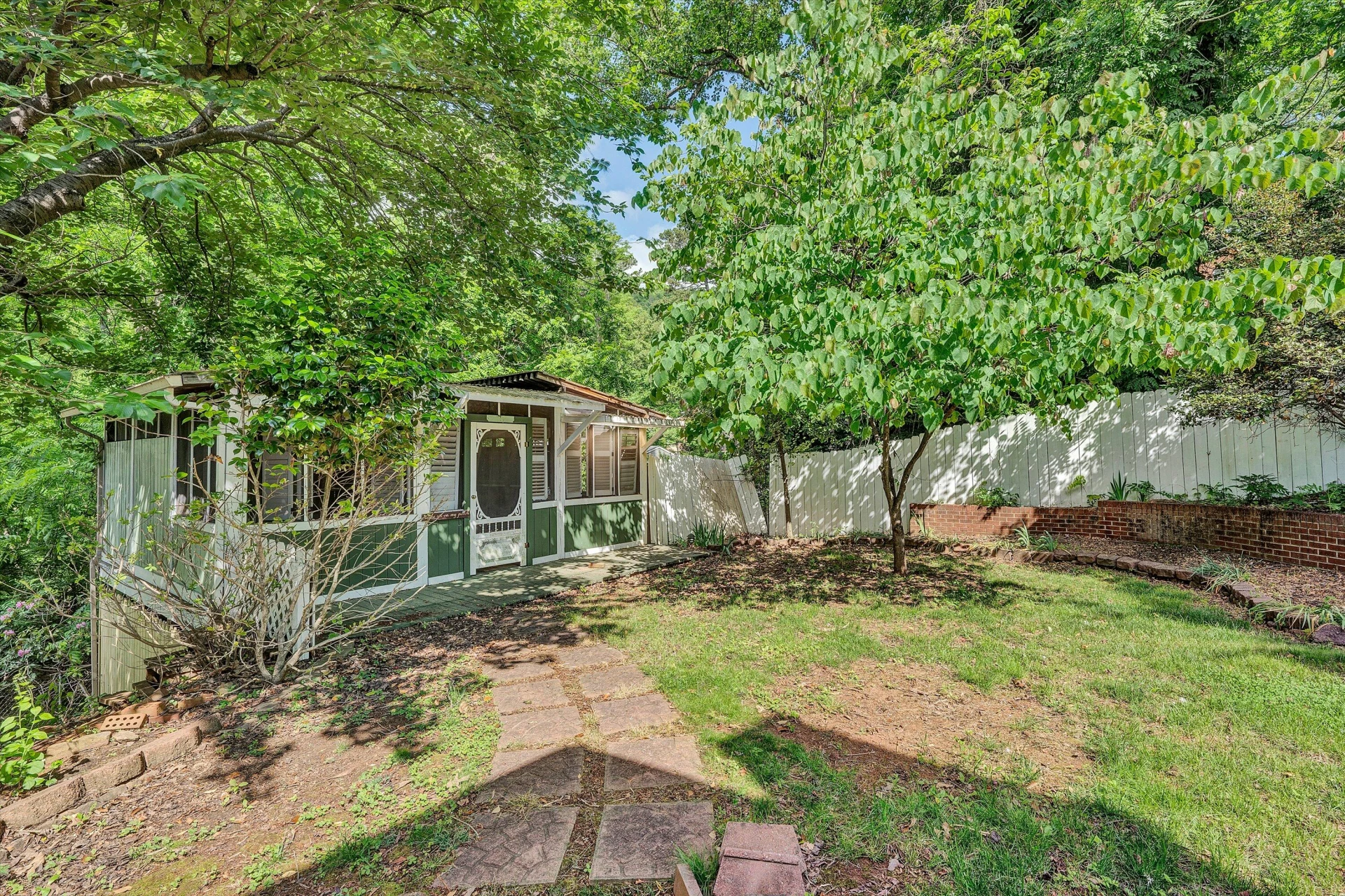 63 Dogwood LN - Photo 7