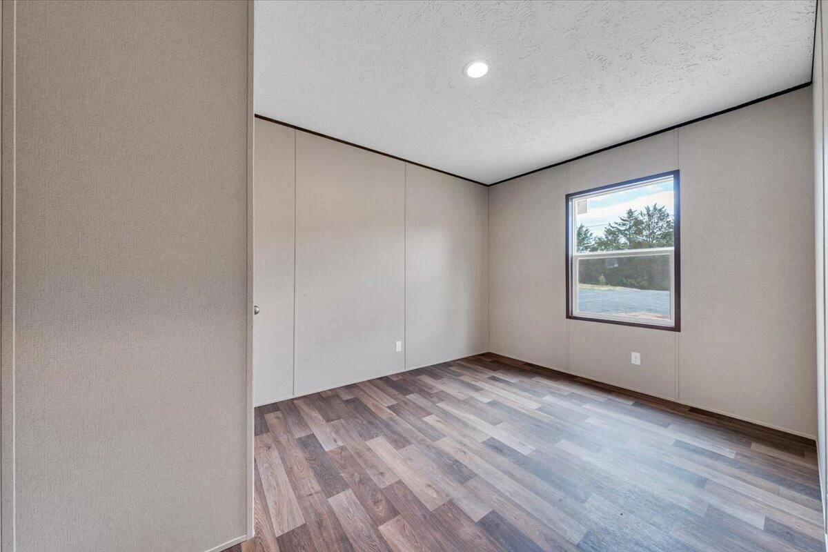 917 Tripple Creek RD - Photo 32