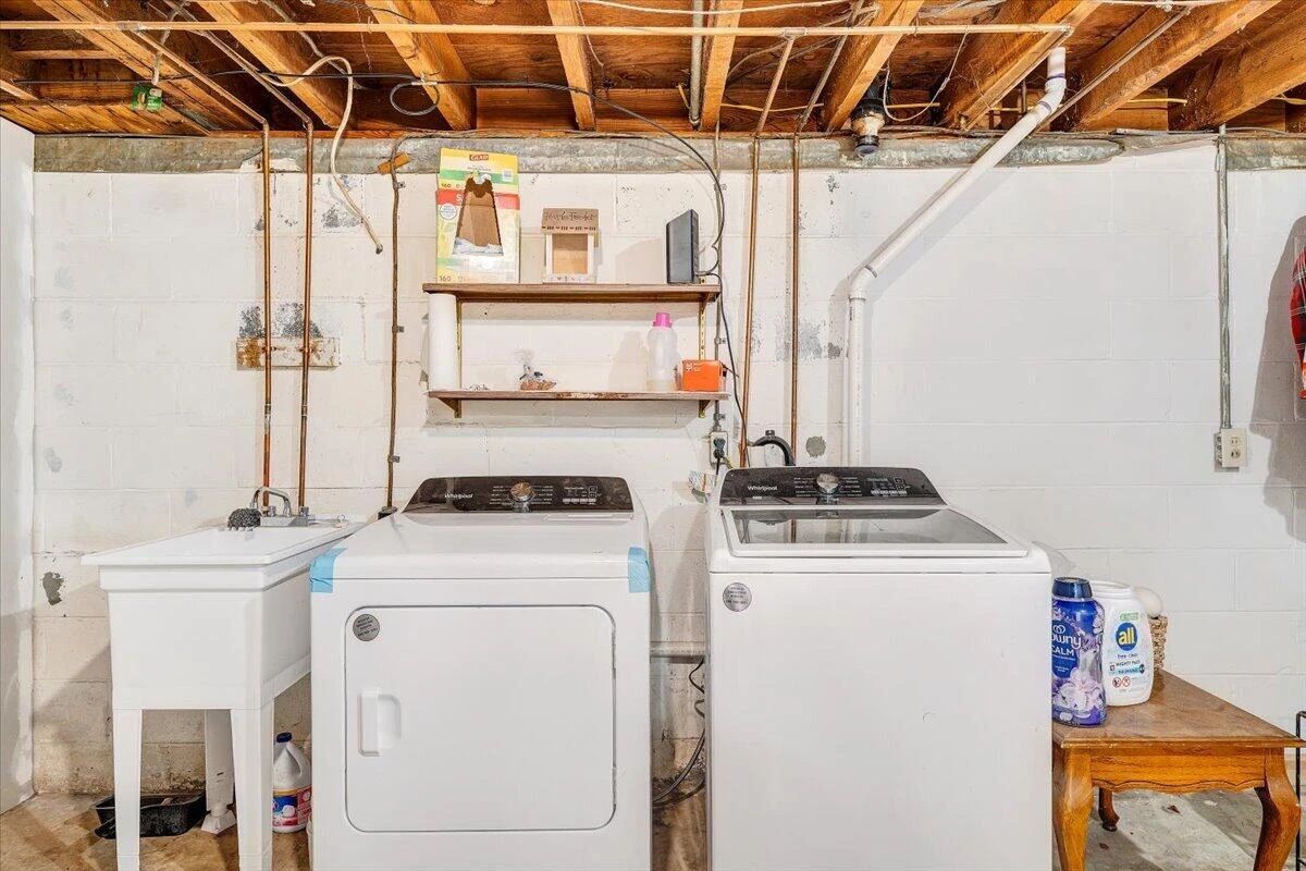5131 Hazelridge RD NW - Photo 33