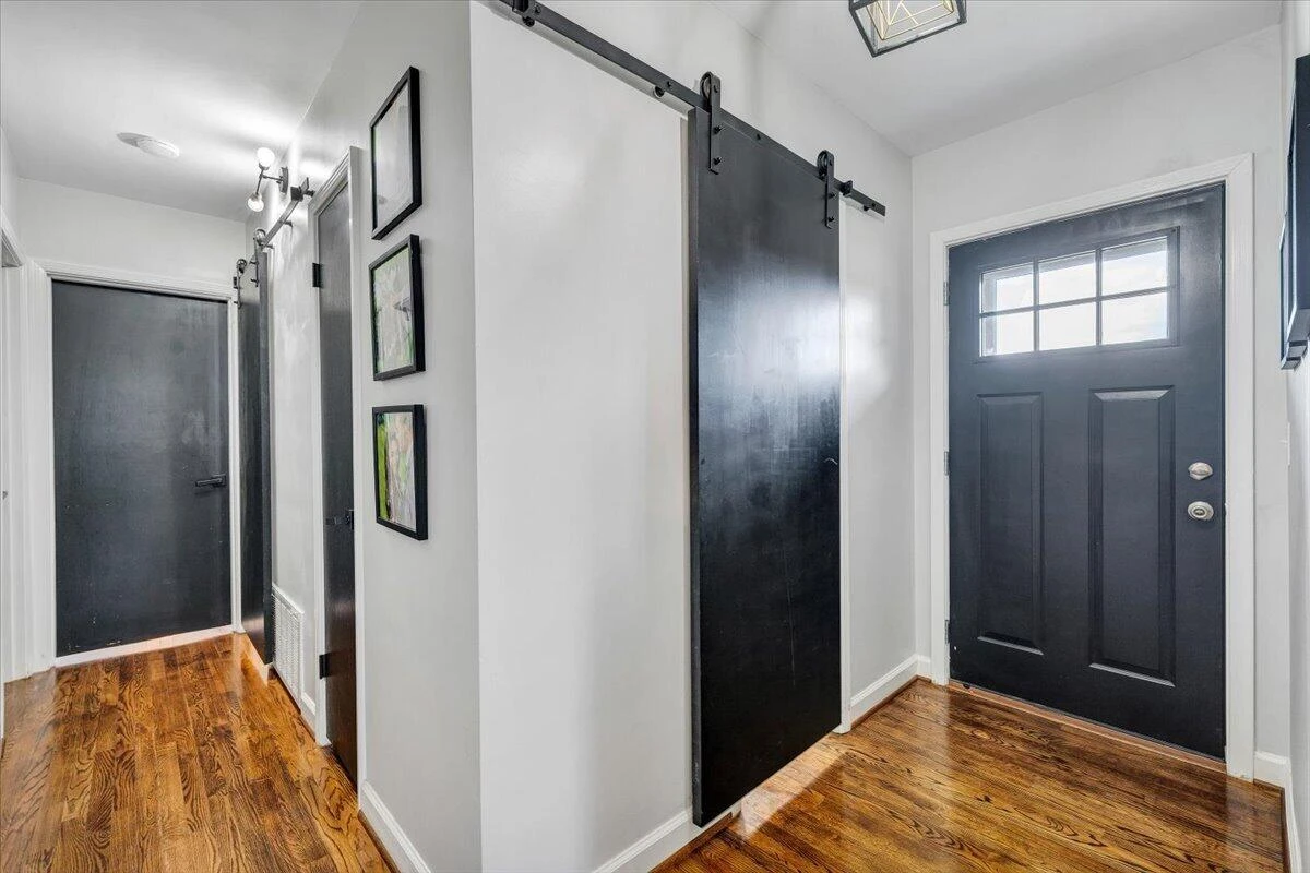 5131 Hazelridge RD NW - Photo 4