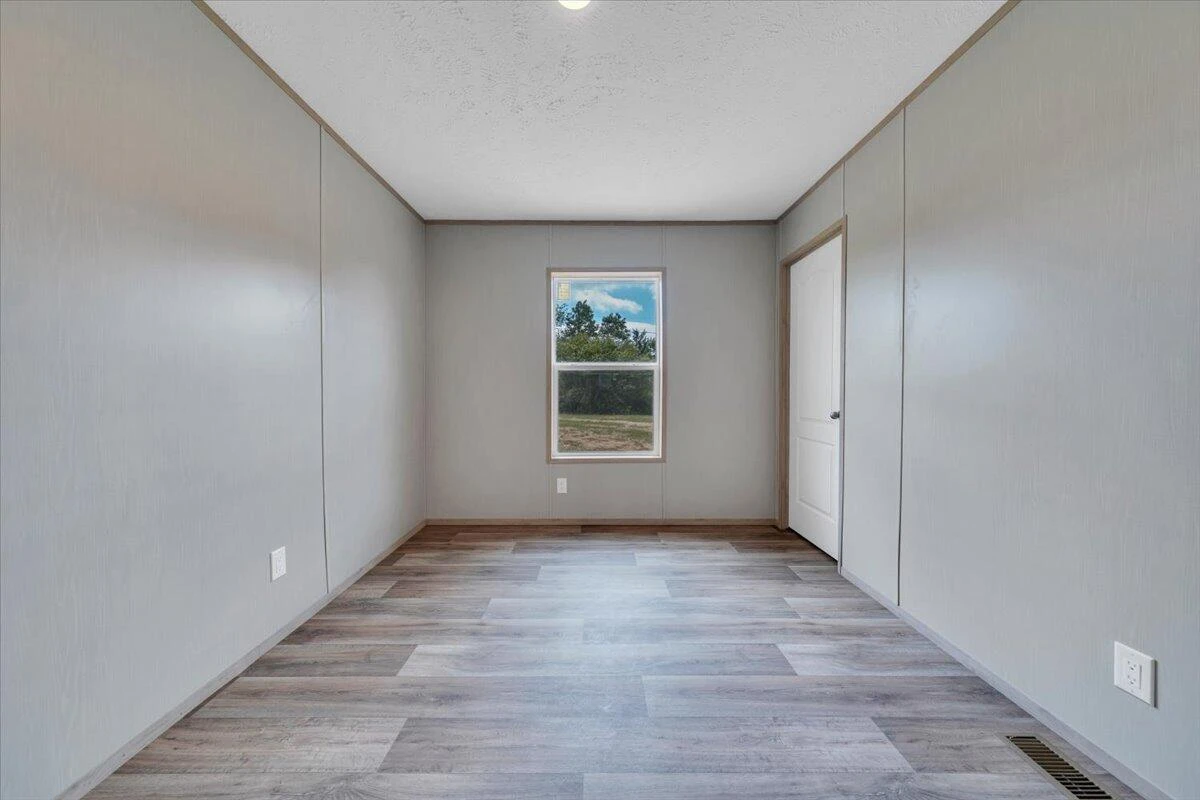 963 Tripple Creek RD - Photo 32