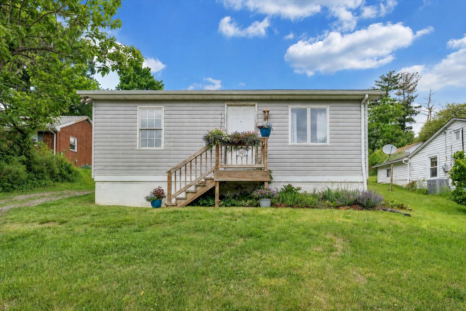 5025 Salem Tpke NW