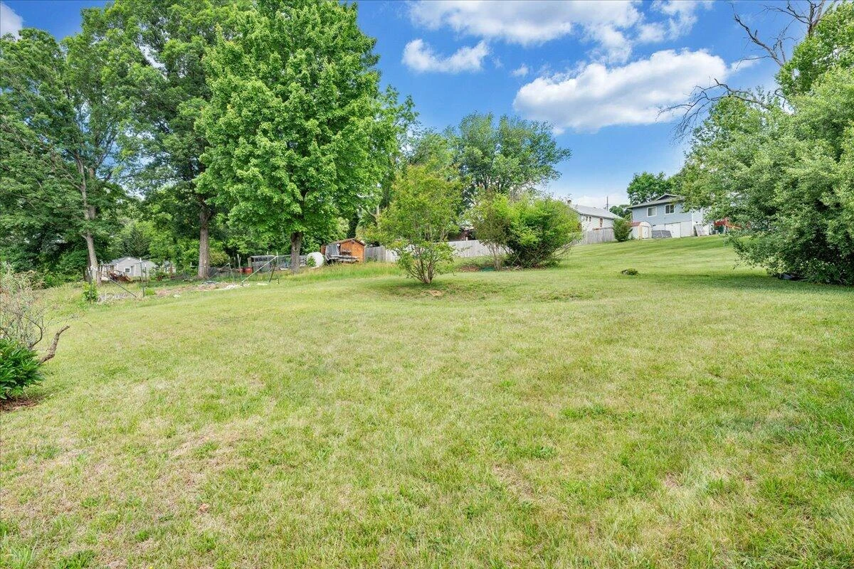 5025 Salem Tpke NW - Photo 16