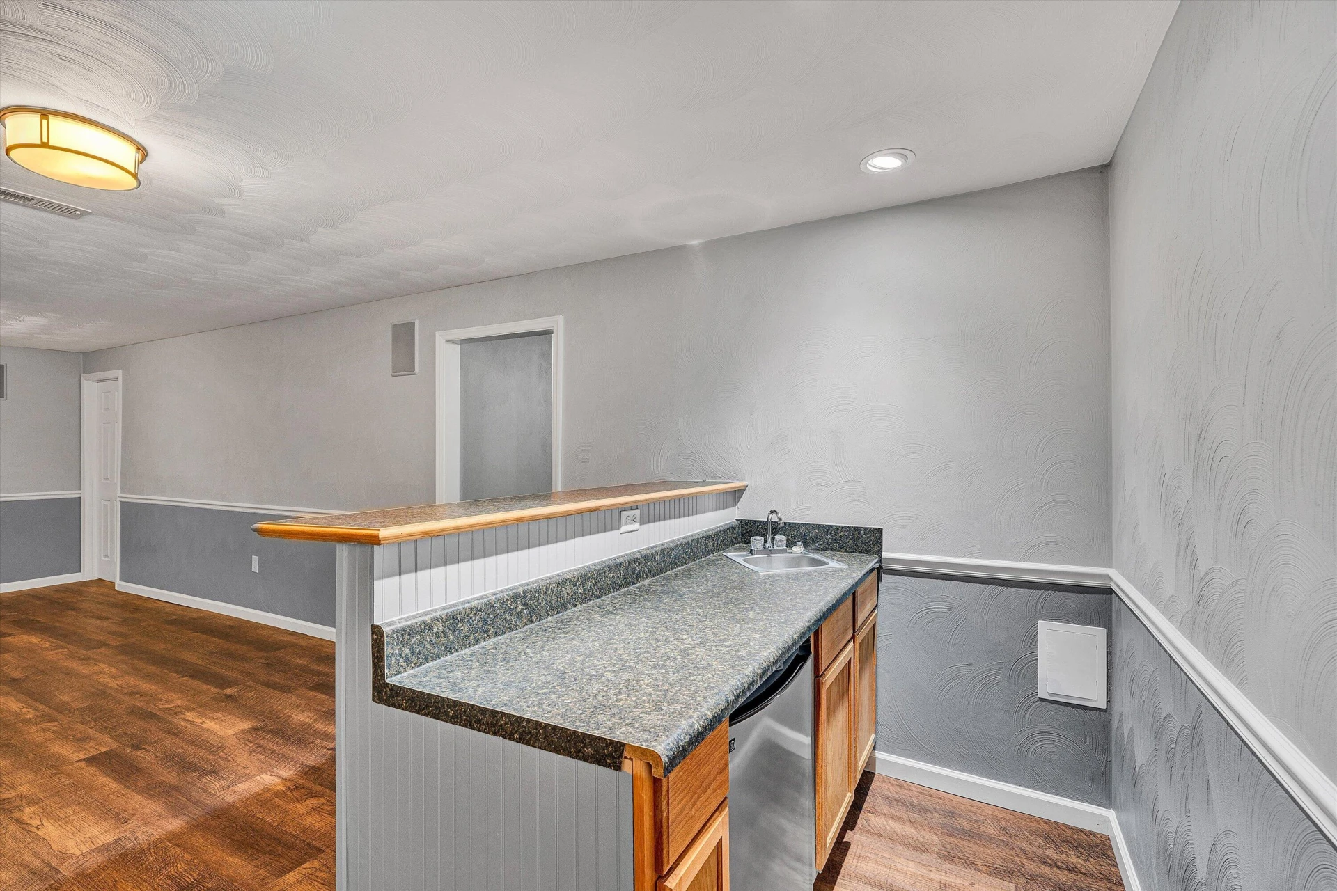 4513 Lomond CIR - Photo 33