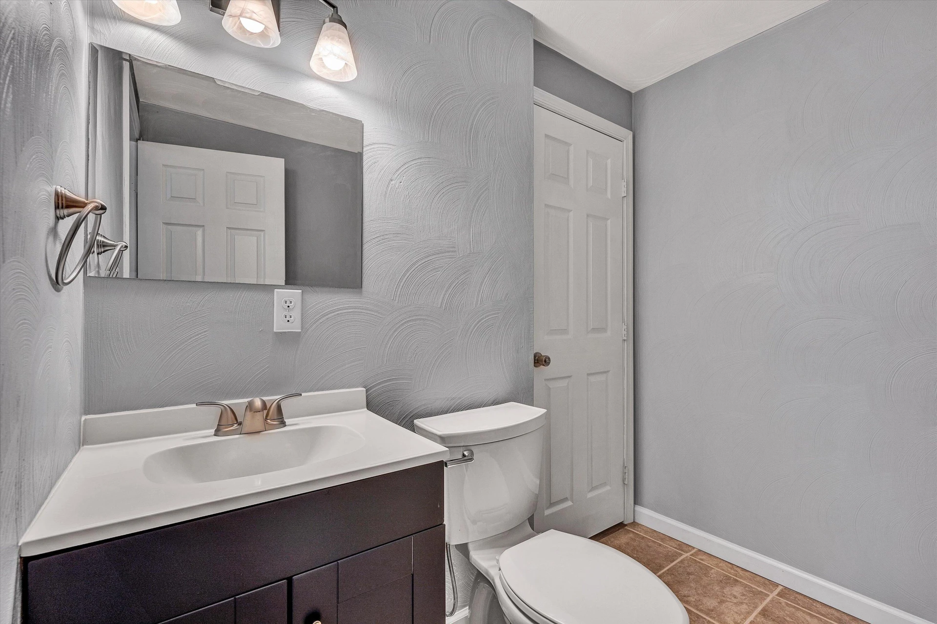 4513 Lomond CIR - Photo 34