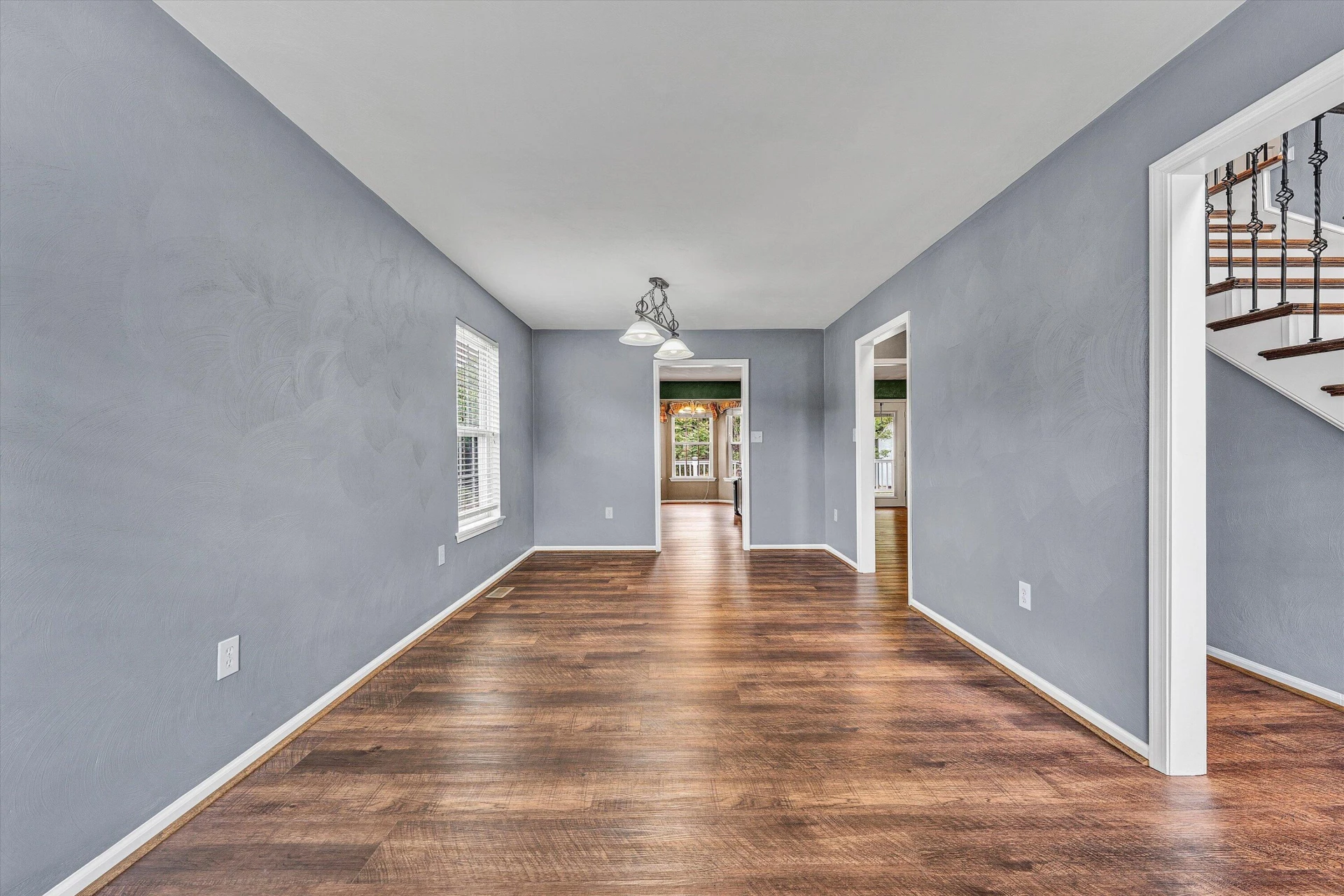 4513 Lomond CIR - Photo 8