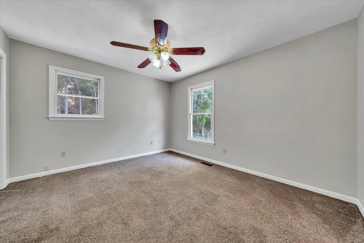 347 Roy RD - Photo 18