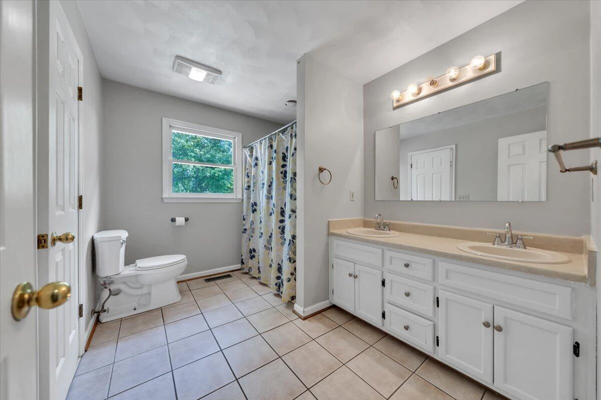 347 Roy RD - Photo 20