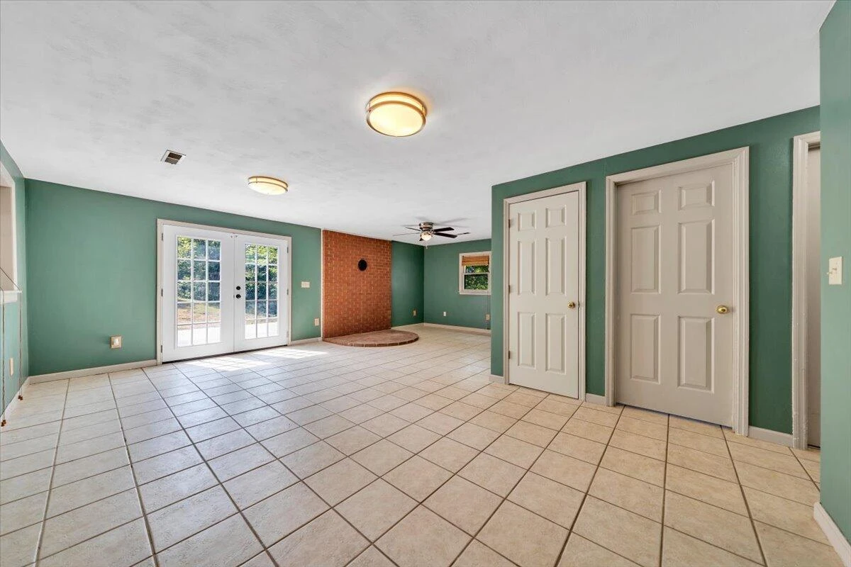 347 Roy RD - Photo 22