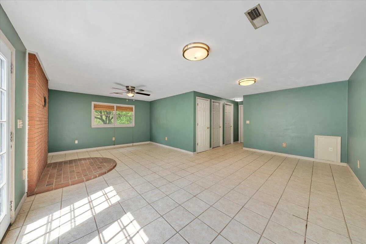 347 Roy RD - Photo 25