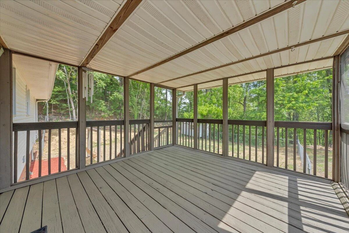 347 Roy RD - Photo 28