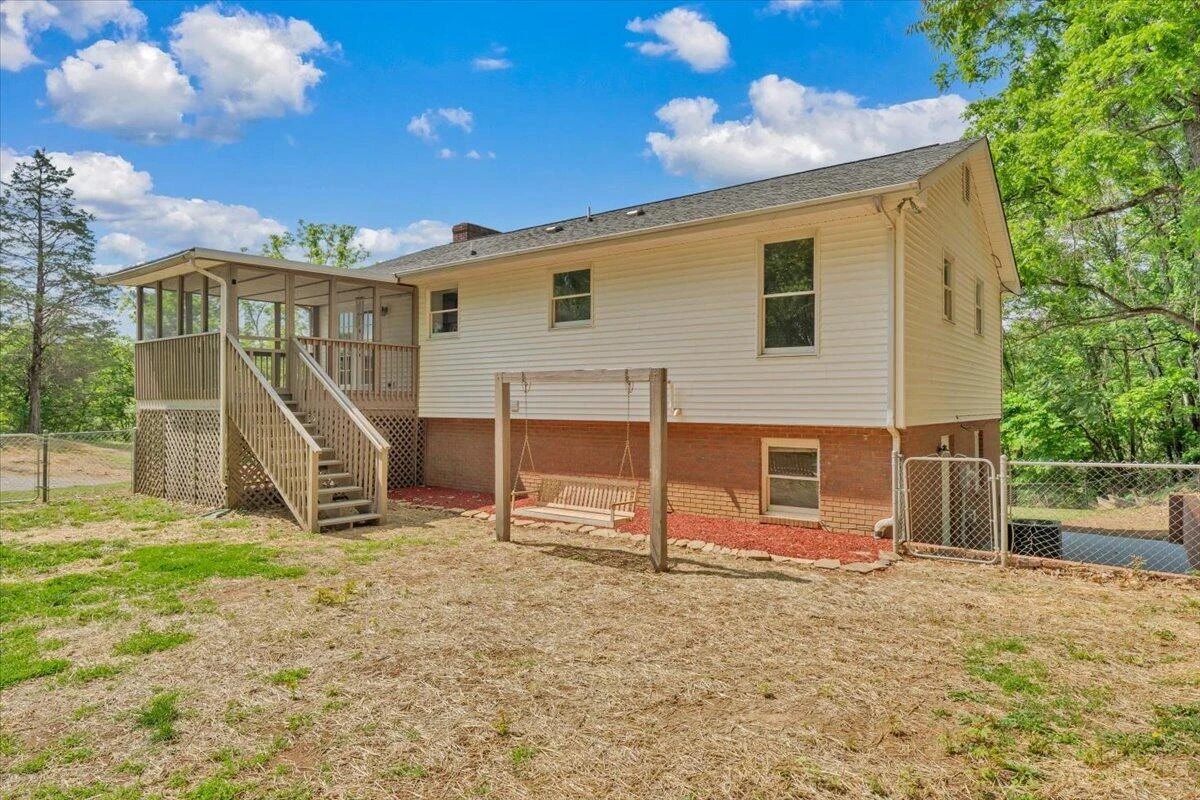347 Roy RD - Photo 33