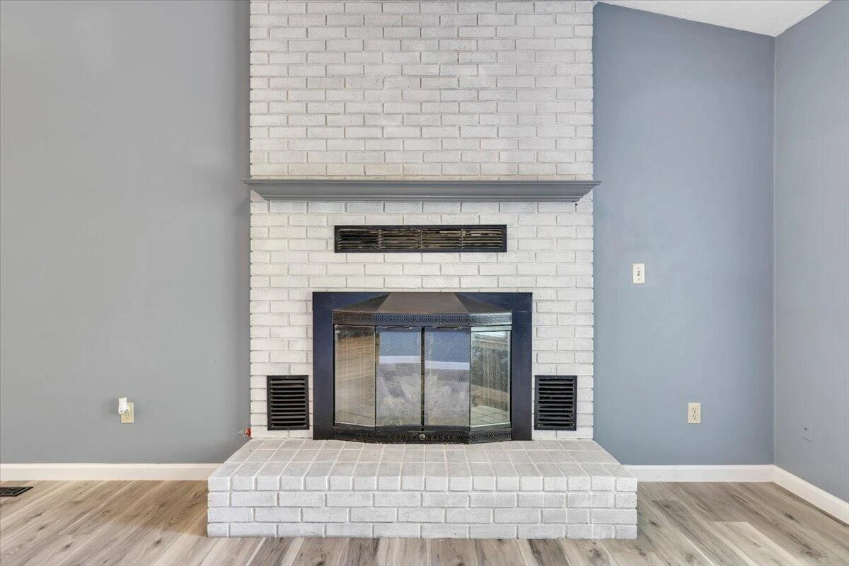347 Roy RD - Photo 5