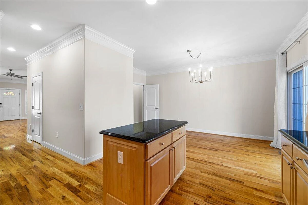 110 Phoenix BLVD NW - Photo 10