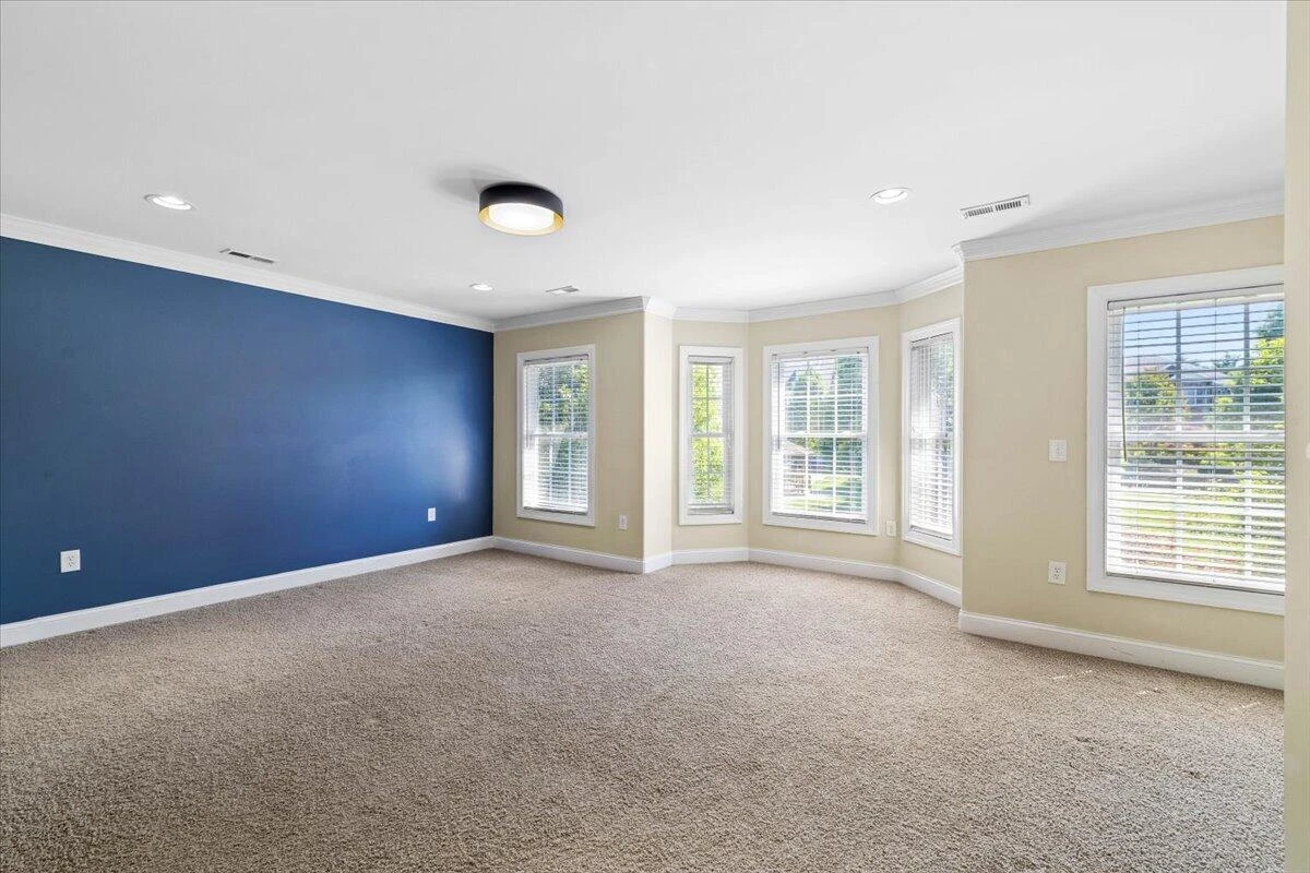 110 Phoenix BLVD NW - Photo 15