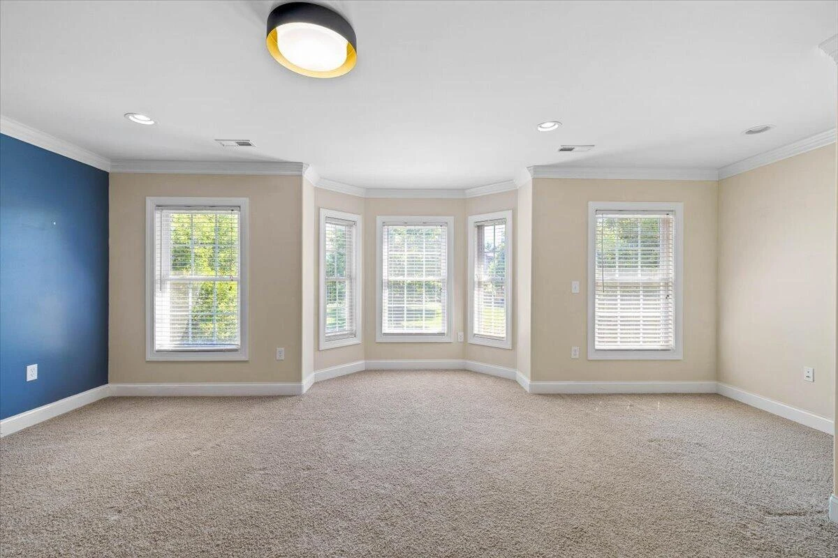 110 Phoenix BLVD NW - Photo 17