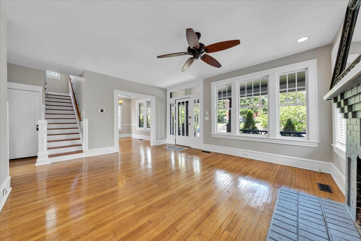 834 Day AVE SW - Photo 12
