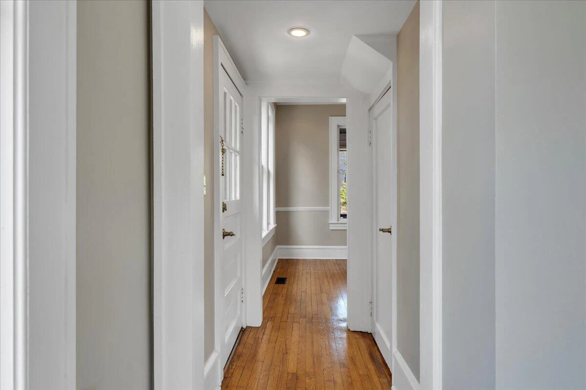 834 Day AVE SW - Photo 17