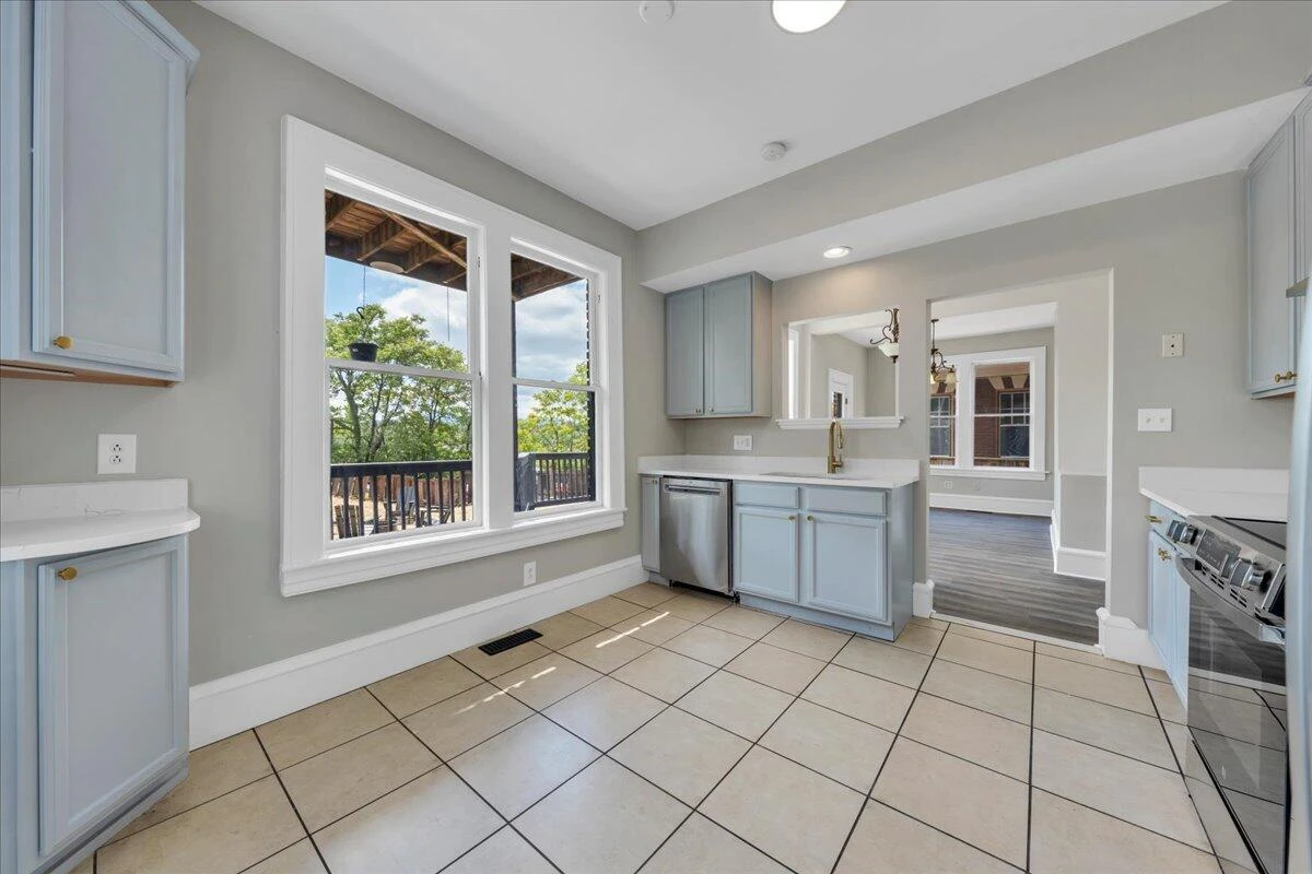 834 Day AVE SW - Photo 21