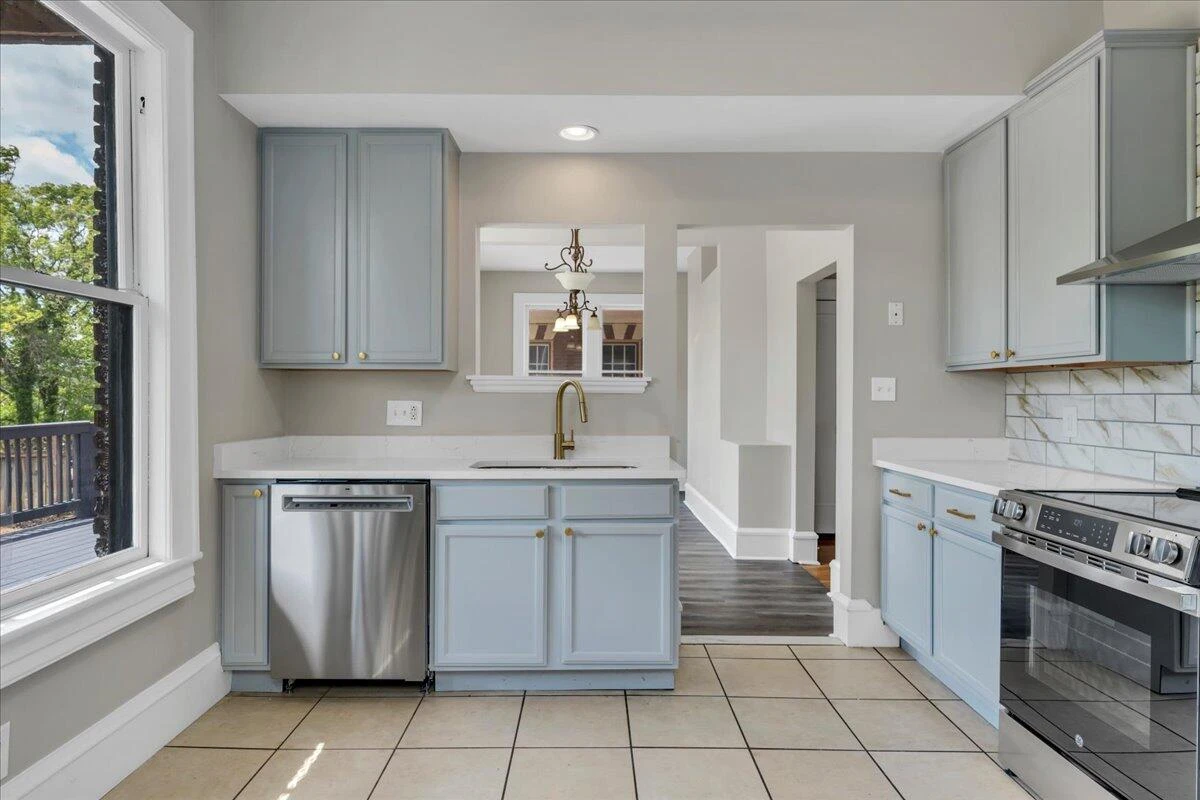 834 Day AVE SW - Photo 23
